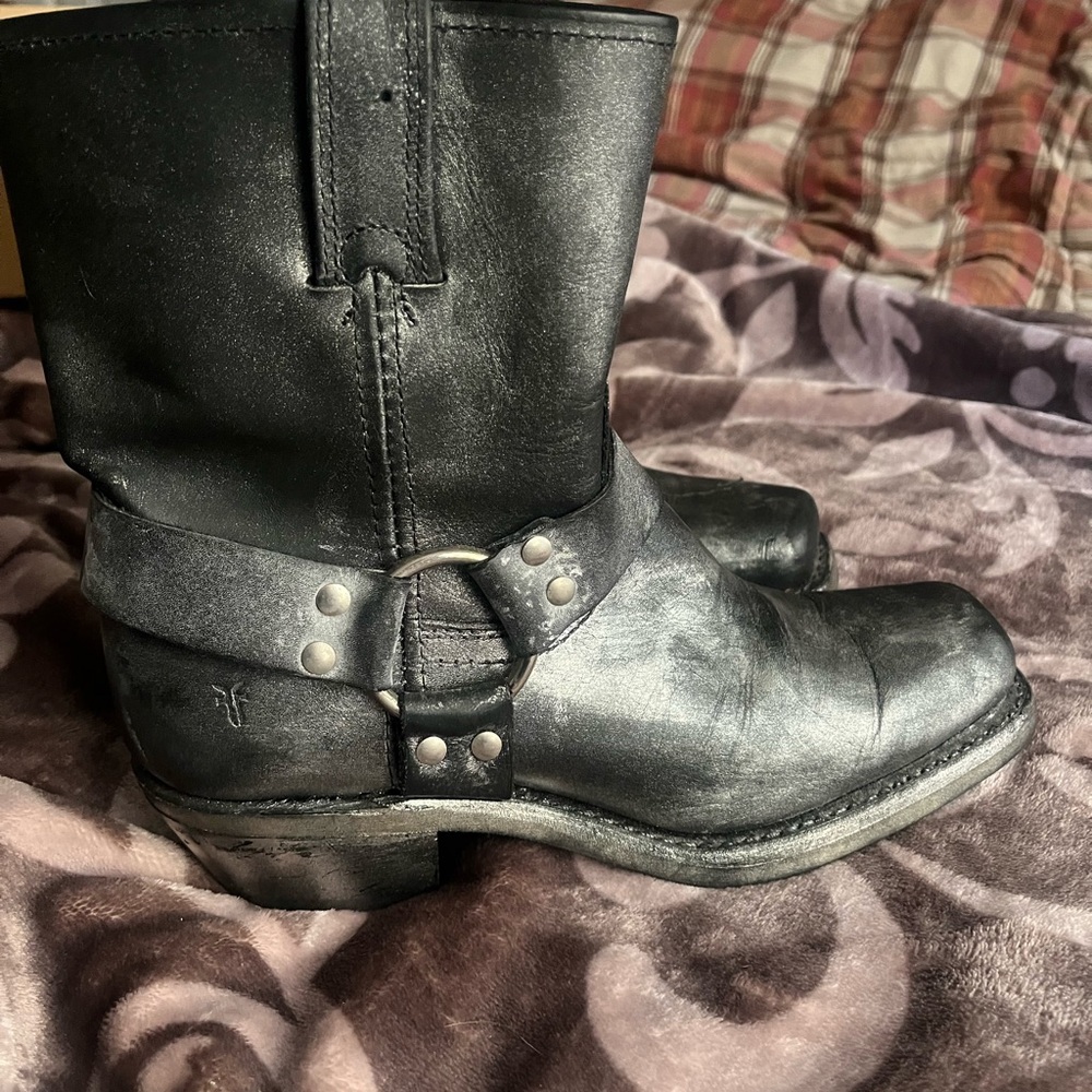 Frye Black harness pull on boots 8R (RESERVED) - Picture 2 of 6